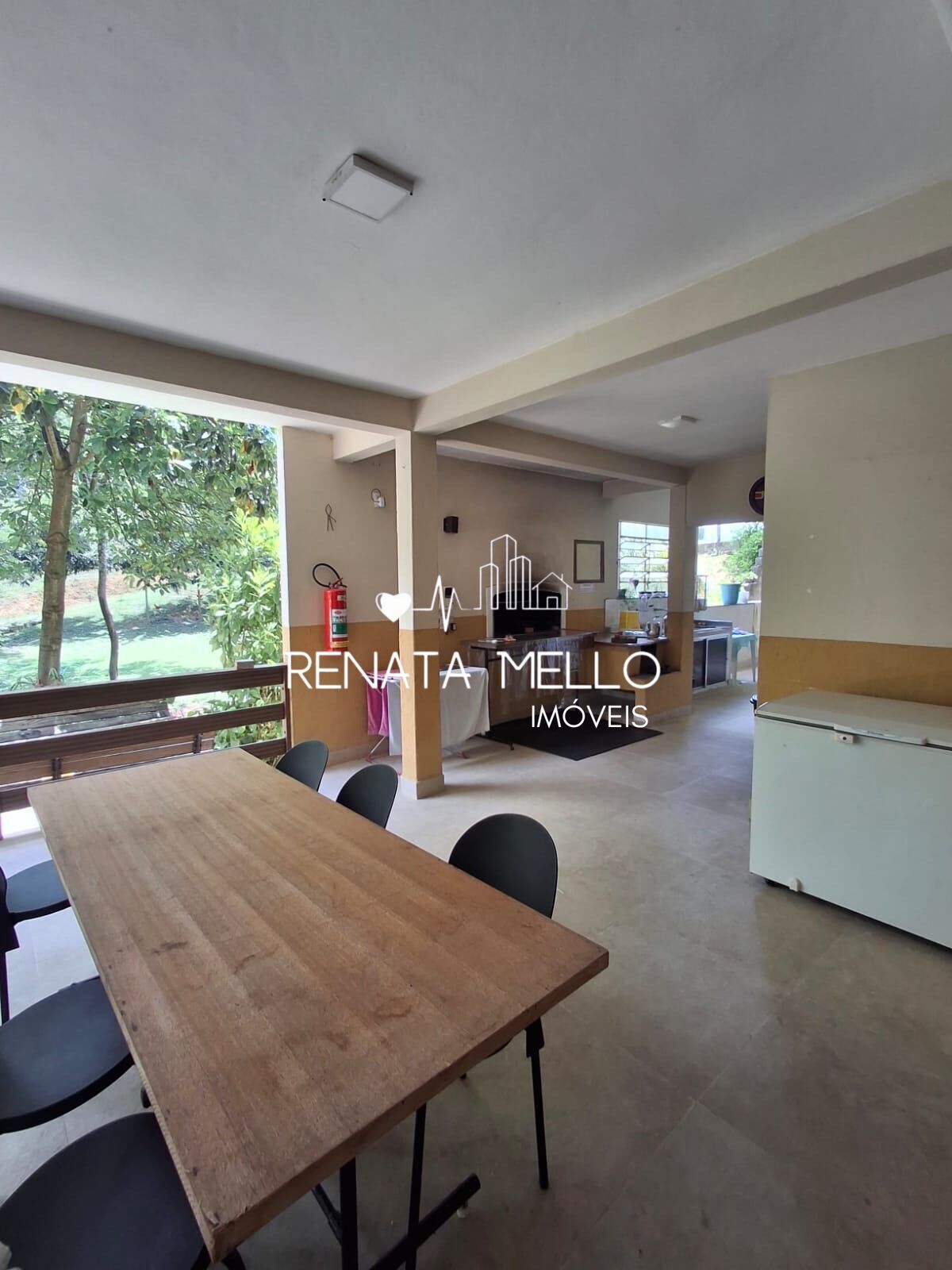 Linda Casa em Penedo Ampla e Completa - Excelente Localização