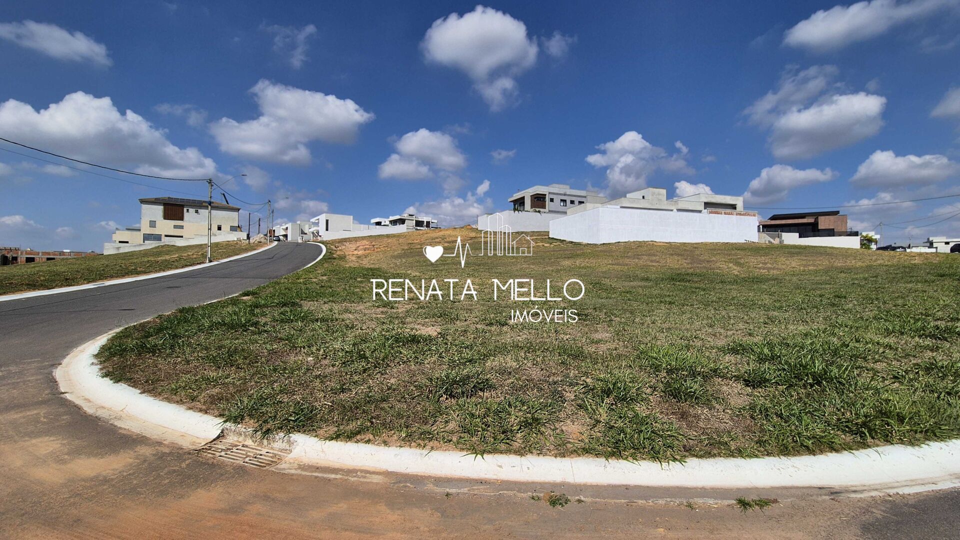 Terreno de Esquina no Bosque da Limeira
